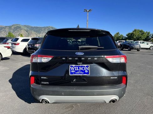 Used 2022 Ford Escape SEL image 6
