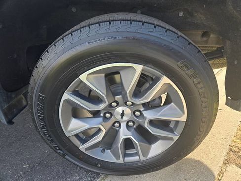 Used 2021 Chevrolet Silverado 1500 RST AWD/4WD image 39