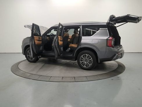Used 2025 Nissan Armada SL w/ Captain's Chari Seat Package RWD image 14