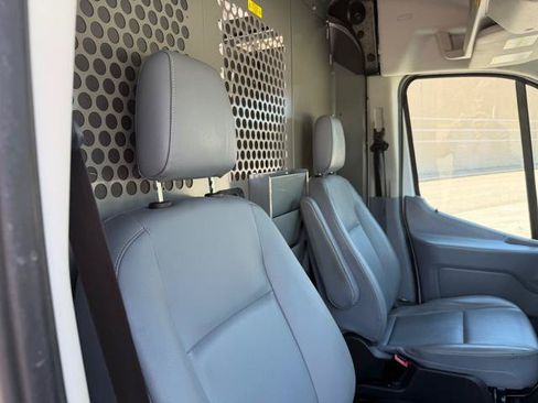 Used 2019 Ford Transit 250 148 Medium Roof RWD image 12