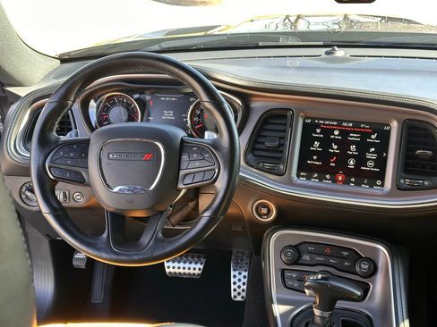 Used 2022 Dodge Challenger R/T Scat Pack w/ Plus Package image 20