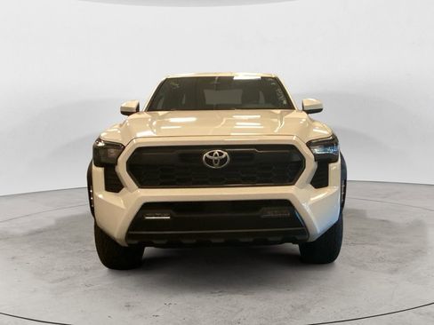 Used 2024 Toyota Tacoma TRD Off-Road image 8