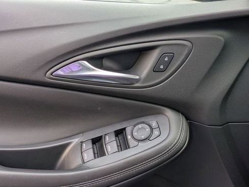 Certified 2023 Buick Encore GX Select w/ Experience Buick Package image 12