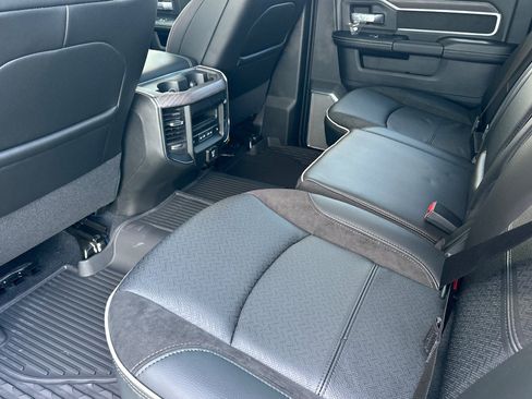 New 2026 RAM 3500 Laramie AWD/4WD image 13