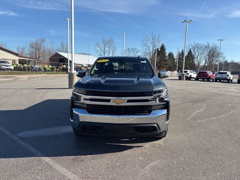Used 2020 Chevrolet Silverado 1500 LT w/ All-Star Edition image 2