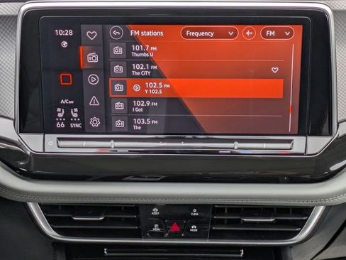 Certified 2025 Volkswagen Atlas Peak Edition SE AWD/4WD image 20