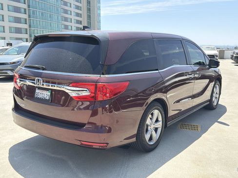 Used 2018 Honda Odyssey EX-L image 4