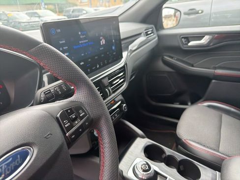 Used 2023 Ford Escape ST-Line w/ Tech Pack #1 FWD image 23