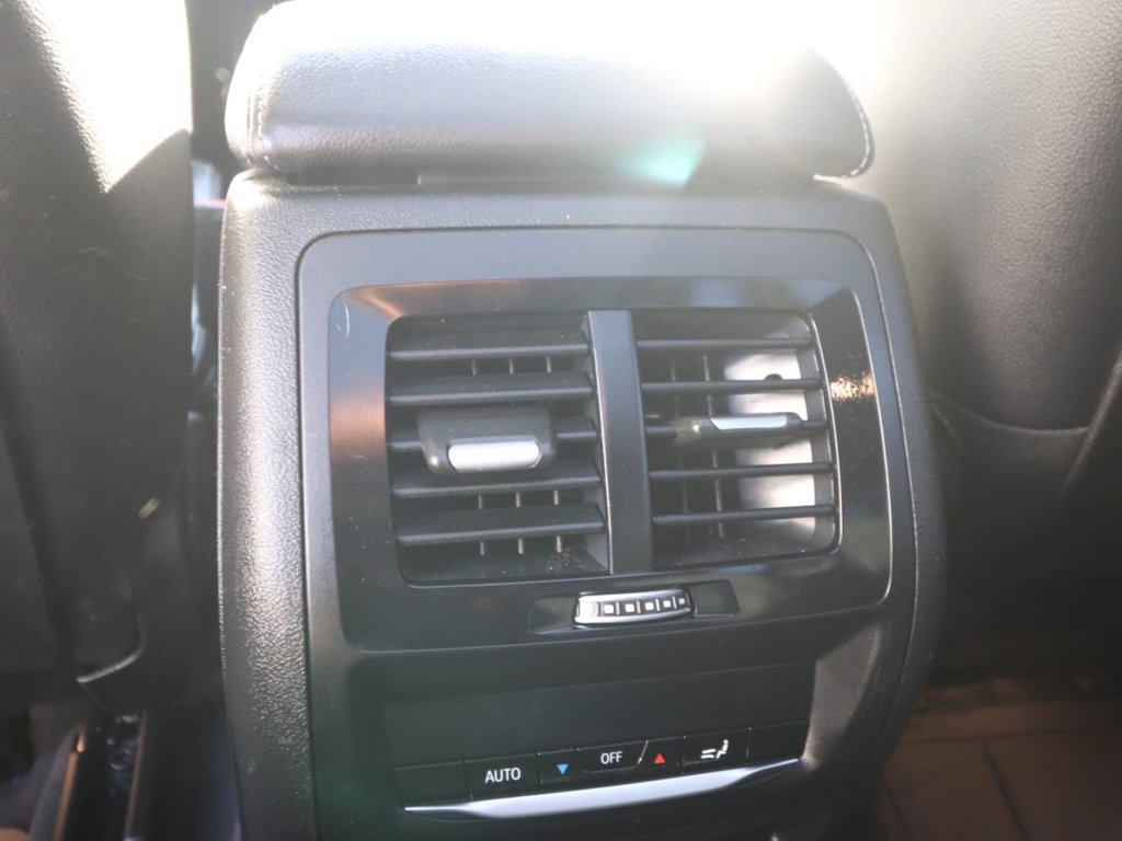 Used 2018 BMW X3 xDrive30i AWD/4WD image 12