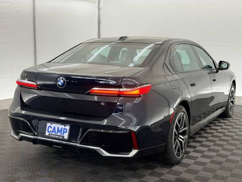 Used 2024 BMW i7 xDrive60 image 6