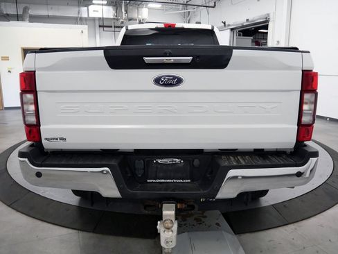 Used 2020 Ford F350 Lariat w/ Chrome Package AWD/4WD image 6