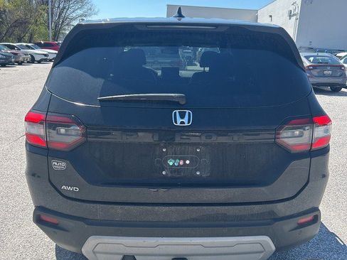 Used 2023 Honda Pilot EX-L image 4