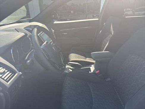 New 2025 Mitsubishi Outlander Sport LE image 10