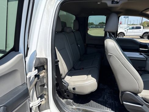 Used 2022 Ford F250 XL w/ Power Equipment Group AWD/4WD image 11