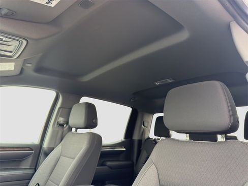 Used 2022 GMC Sierra 1500 Elevation image 26