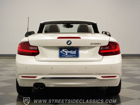 Used 2017 BMW 230i Convertible image 10