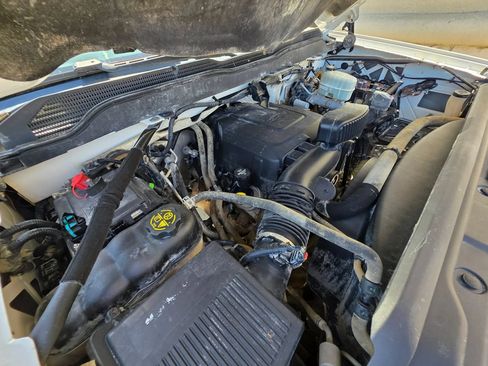 Used 2018 Chevrolet Silverado 2500 W/T AWD/4WD image 25