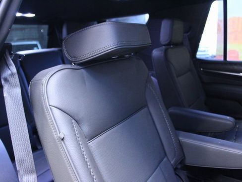 Used 2024 GMC Yukon Denali w/ Max Trailering Package image 10