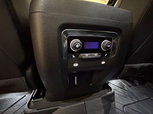 Used 2024 Chevrolet Tahoe Z71 w/ Luxury Package image 30