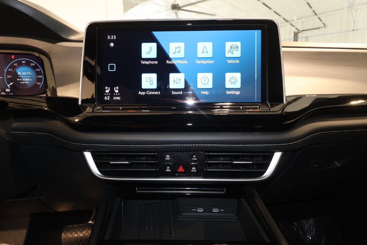 Used 2026 Volkswagen Atlas Cross Sport SE FWD image 15