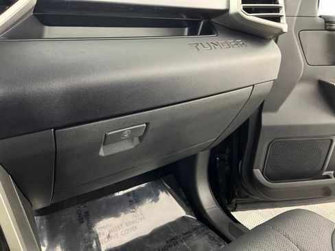 Used 2023 Toyota Tundra SR5 w/ SR5 Premium Package AWD/4WD image 39
