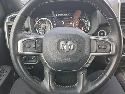 Used 2022 RAM 1500 Big Horn AWD/4WD image 18
