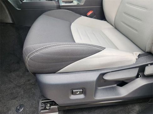 Certified 2025 Toyota Tacoma TRD Sport image 23