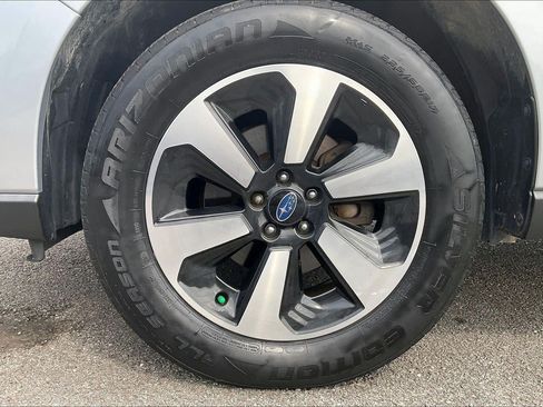 Used 2018 Subaru Forester 2.5i Premium AWD/4WD image 9