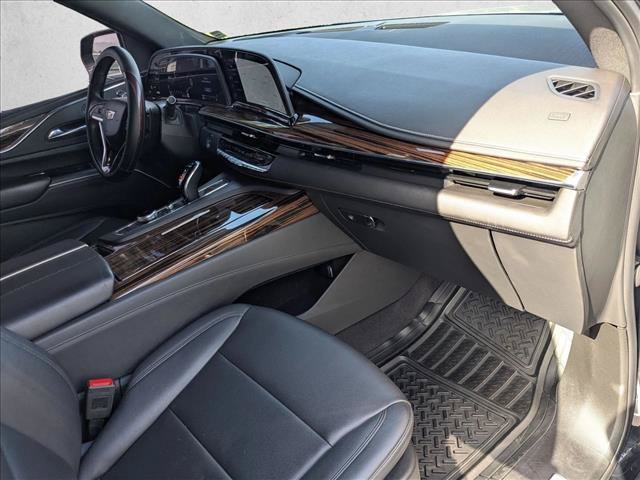 Used 2023 Cadillac Escalade ESV Luxury RWD image 19