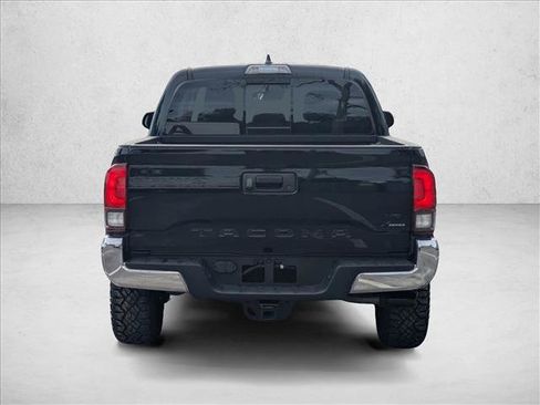 Used 2022 Toyota Tacoma SR5 RWD image 6