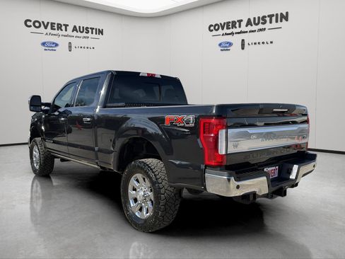 Used 2019 Ford F250 King Ranch w/ King Ranch Ultimate Package image 3