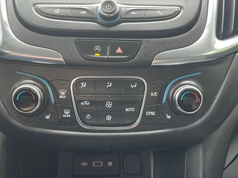 Certified 2023 Chevrolet Equinox LT AWD/4WD image 35