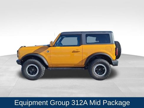 Used 2022 Ford Bronco Outer Banks w/ Sasquatch Package image 2