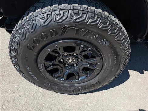 Used 2022 Ford Bronco Wildtrak AWD/4WD image 9