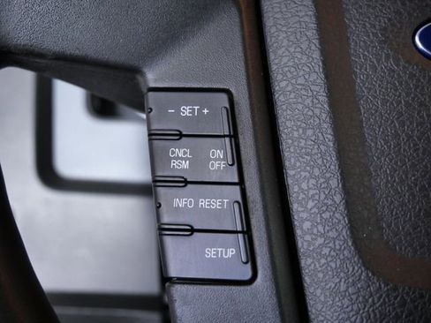 Used 2014 Ford F150 XLT image 25