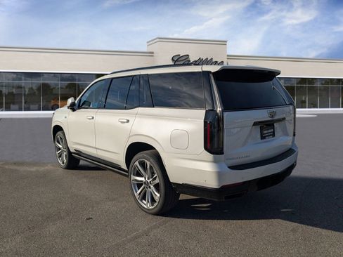 Used 2025 Cadillac Escalade Sport Platinum image 2