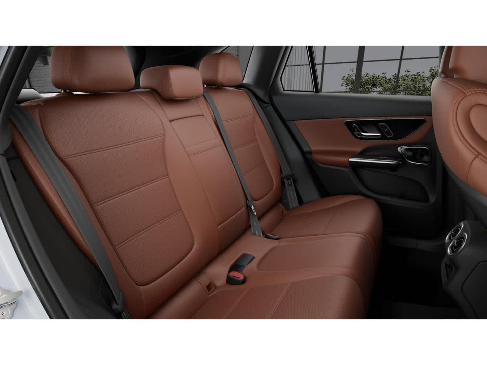 Used 2026 Mercedes-Benz GLC 300 image 5