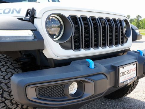 New 2025 Jeep Wrangler Unlimited Rubicon 4xe w/ Safety Group image 55