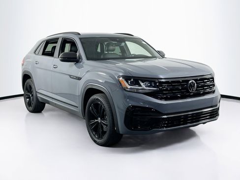Used 2023 Volkswagen Atlas Cross Sport SEL R-Line image 3