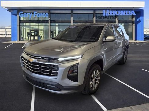 Used 2026 Chevrolet Equinox LT AWD/4WD image 4