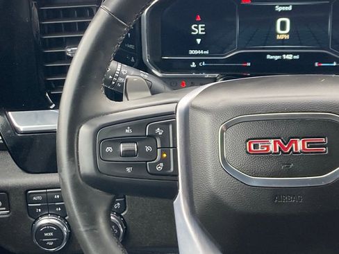 Used 2023 GMC Sierra 1500 Elevation w/ X31 Off-Road Package image 13