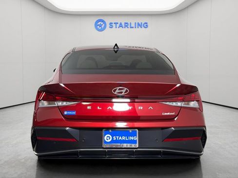 Used 2024 Hyundai Elantra Limited FWD image 7