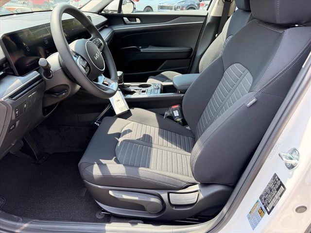 New 2026 Kia K5 LXS FWD image 10