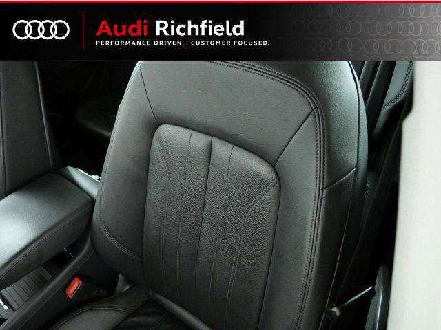 Used 2019 Audi Q5 2.0T Premium Plus w/ Premium Plus Package AWD/4WD image 11