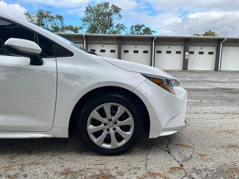 Used 2020 Toyota Corolla LE image 20