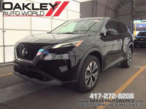 Used 2021 Nissan Rogue SV AWD/4WD image 1