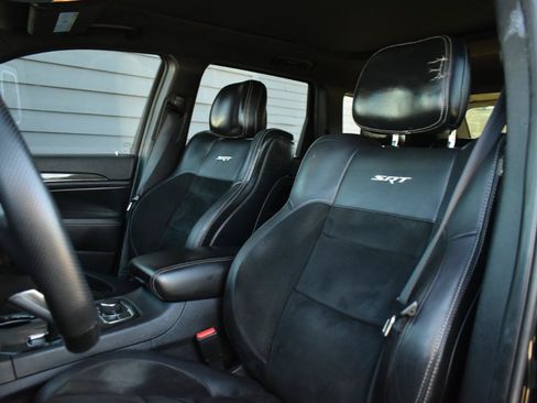Used 2014 Jeep Grand Cherokee SRT AWD/4WD image 24