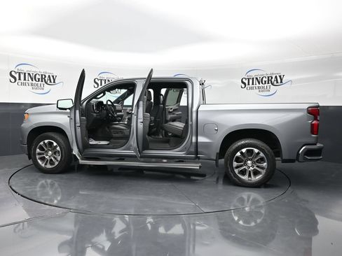 Used 2024 Chevrolet Silverado 1500 High Country w/ Technology Package AWD/4WD image 40