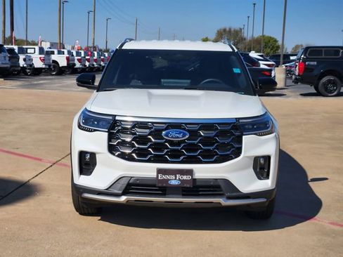 New 2026 Ford Explorer Platinum image 2