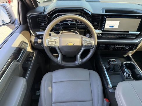 Used 2025 Chevrolet Silverado 1500 LTZ w/ LTZ Premium Package image 29